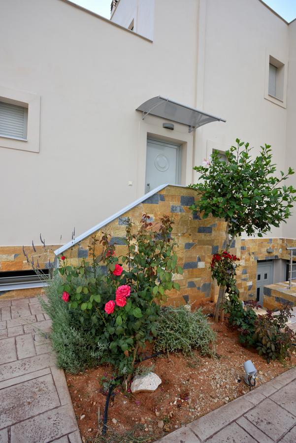 Edem Suites Marathopoli Buitenkant foto